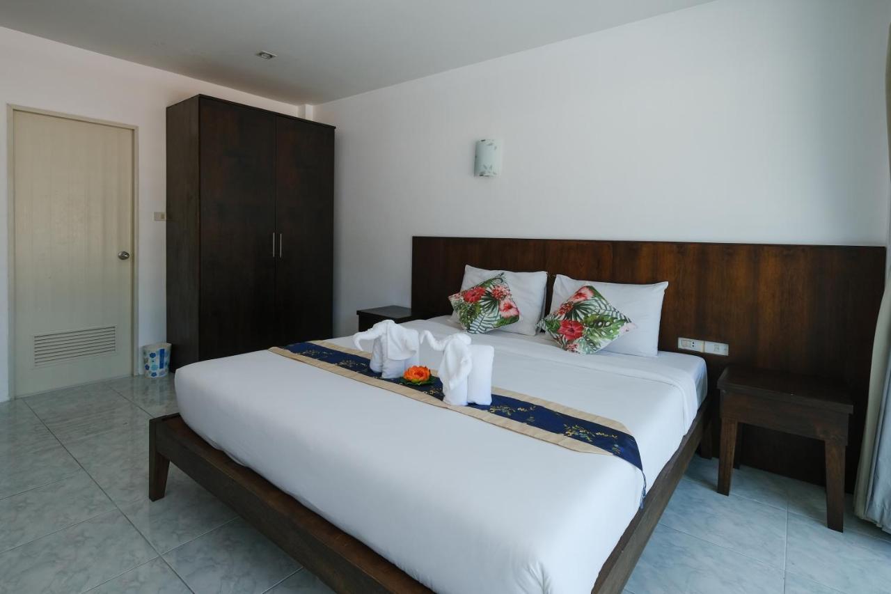 Kiwi Boutique Hotel Patong Buitenkant foto